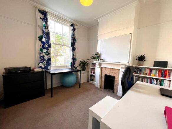 2 bed Terraced for sale Image 4