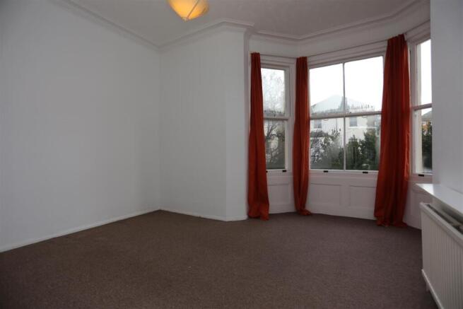 11, 11 Albany Villas Living Room (1).JPG