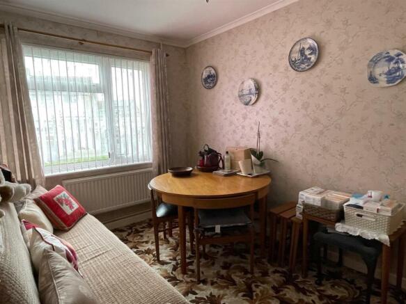 Bedroom 3.jpg