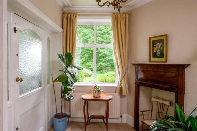 7 bed Detached for sale Image 9