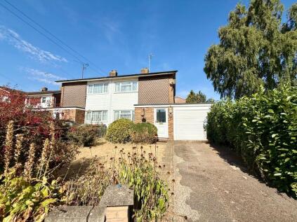 Lakefield Avenue, Toddington, LU5