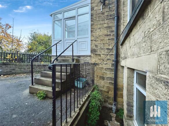 3 bed Terraced for sale Image 7