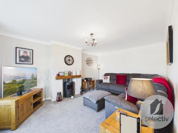 3 bed Semi-Detached Bungalow for sale Image 5