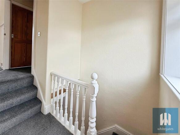 2 bed Terraced to rent Image 7