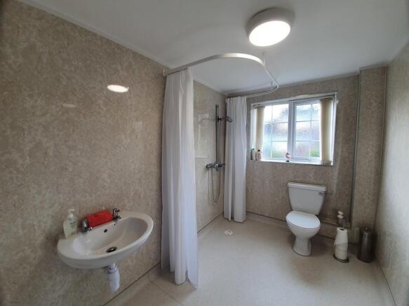 Photo 8