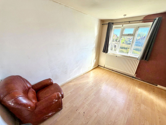 2 bed Apartment for sale Image 8