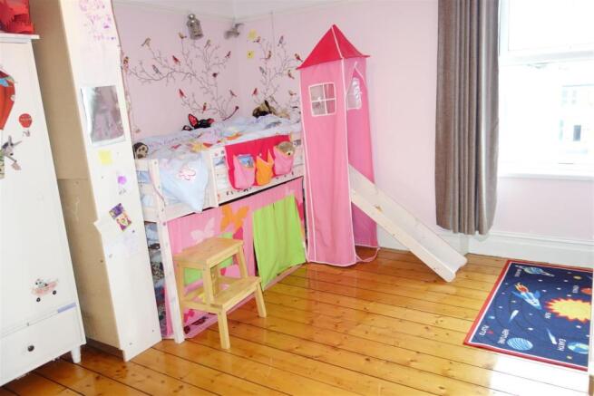 bed pink.JPG