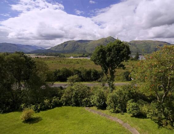 Photo 33