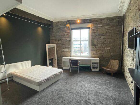 1 bed Apartment to rent Image 10
