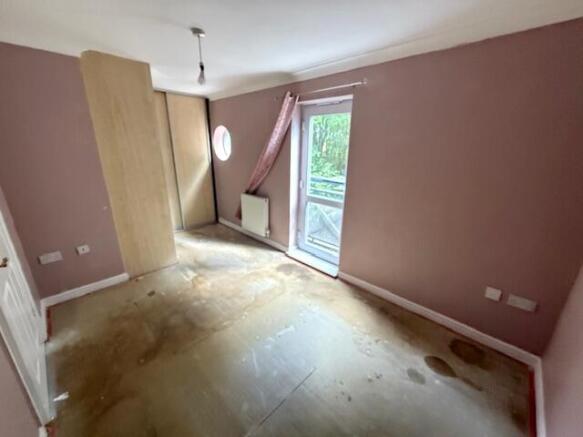 2 bed Flat for sale Image 8