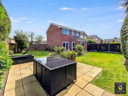 4, Tern Close, Gloucester GL4 4WQ