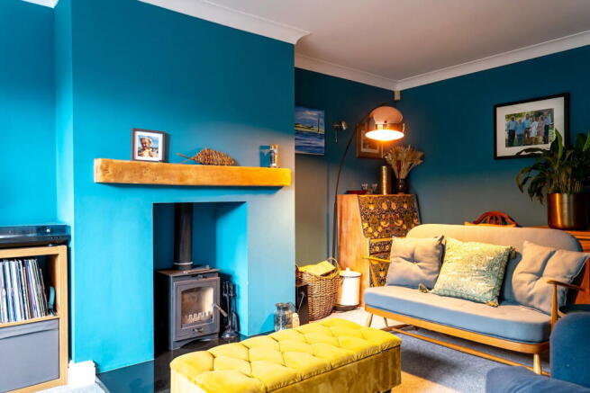 4 bed Detached for sale Image 4