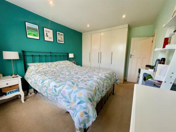 Master Bedroom.jpg