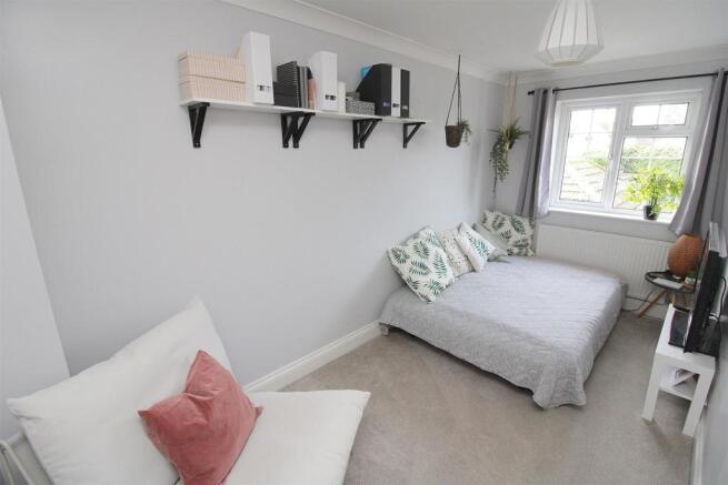 Bedroom 4.JPG