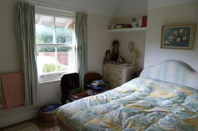 Photo 8