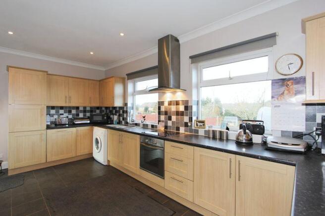 DINING KITCHEN 2