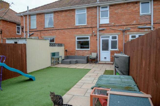 Rear Garden 1.jpg