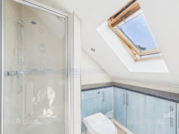 2 bed Flat to rent Image 7