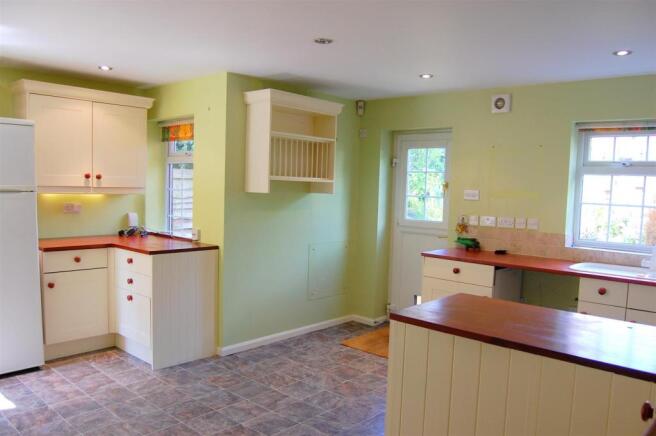 DINING KITCHEN