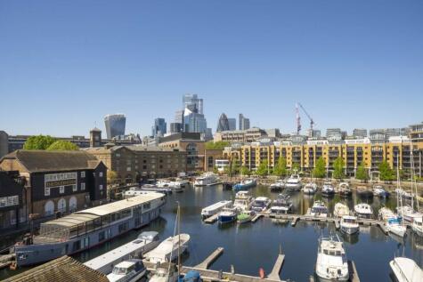 Burr Close, Wapping