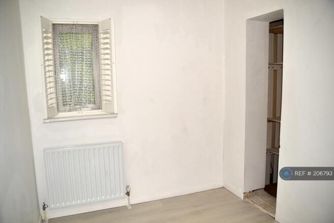 Bedroom4