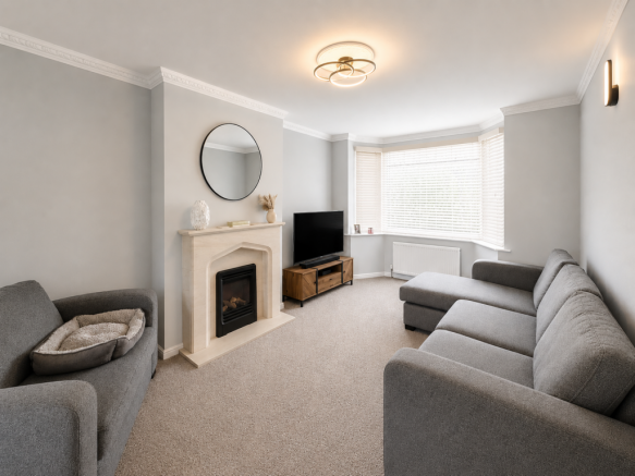 3 bed Semi-Detached for sale Image 4