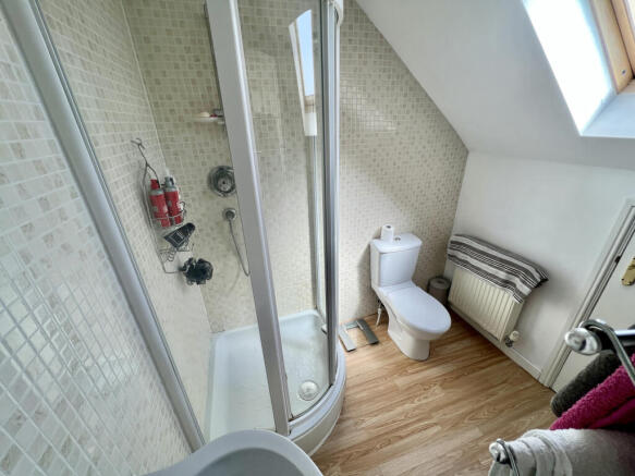 3 bed Town House to rent Image 12