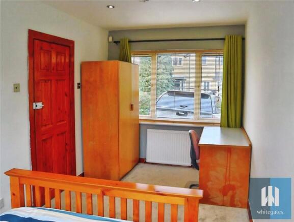 5 bed Detached to rent Image 9