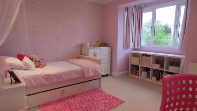 High Street 3 bed 2.