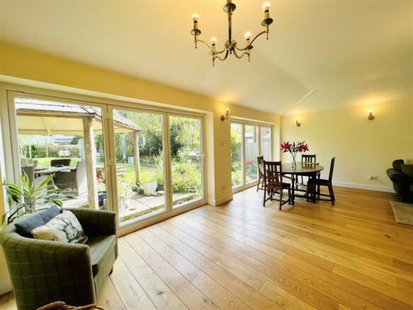 Family and Dining Room 2