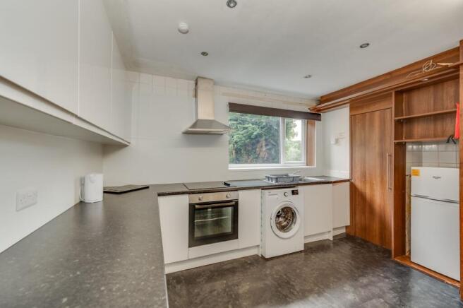 KITCHEN, DINER AND LOUNGE