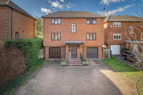 5, Clappers Meadow, Maidenhead SL6 8TT