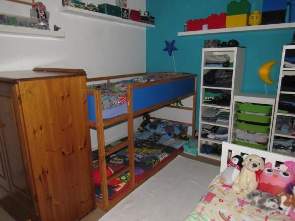Photo 12