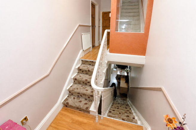 5 bed Terraced for sale Image 7