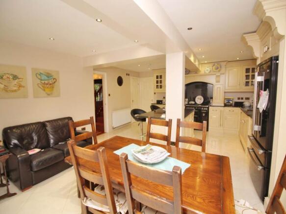 32 Celandine Way, Ev