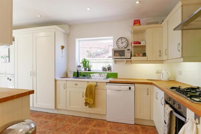 Kitchen.jpg