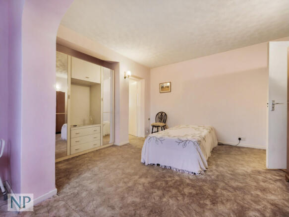 Photo 9