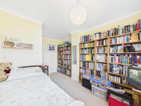 3 bed Semi-Detached for sale Image 7