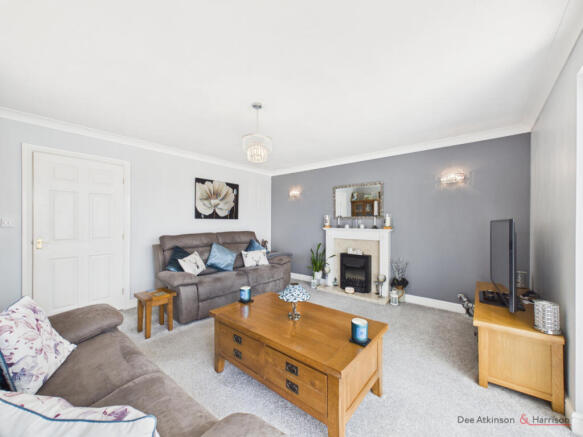 3 bed Detached Bungalow for sale Image 11