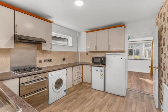 36 Elton Road, Banbury-13.jpg