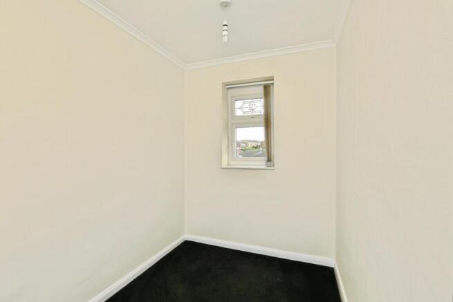 4 bed Detached for sale Image 12