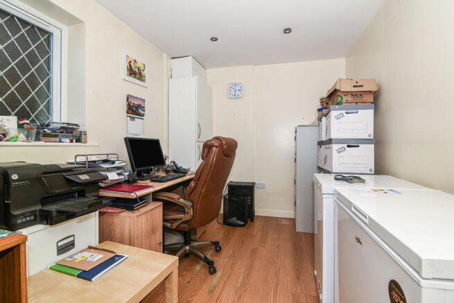 Office / Garage