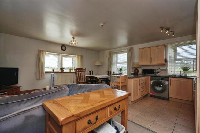 1 bed Apartment for sale Image 4