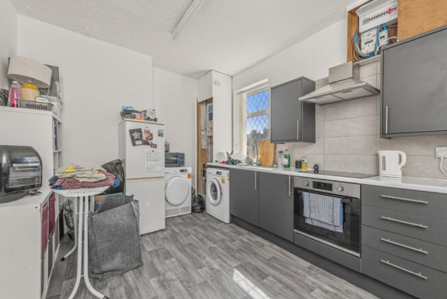 3 bed Terraced for sale Image 5