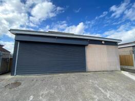 4, Shopping Parade, Troed-y-bryn, Penyrheol, Caerphilly CF83 2PX