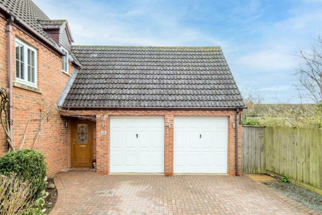 24 Millfield Close-39.jpg