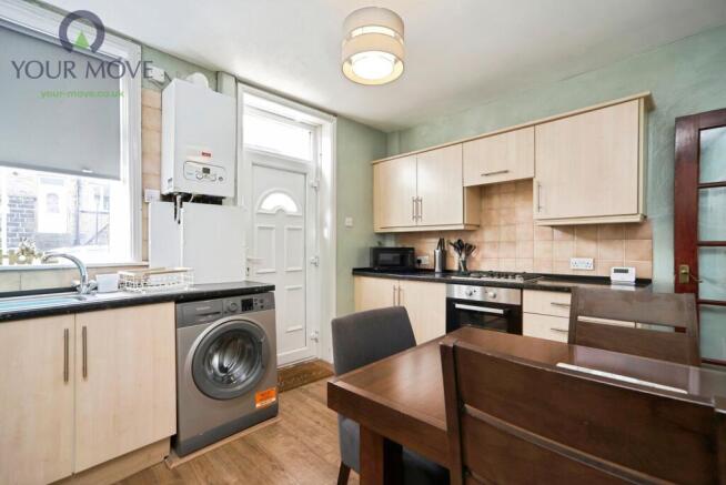 2 bed Terraced for sale Image 8
