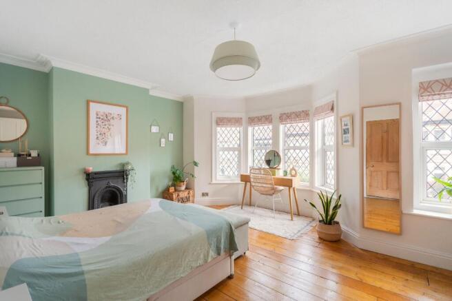 2G2AKE - Bedroom D.jpg