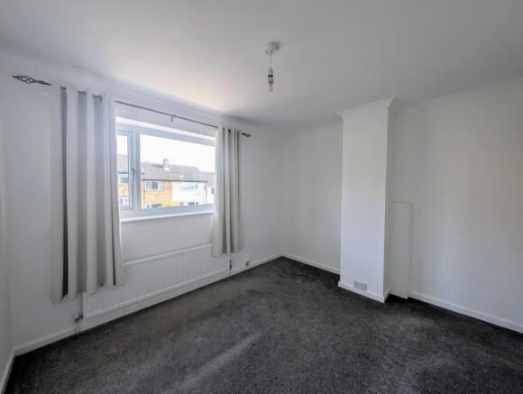 3 bed Terraced to rent Image 11