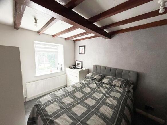 2 bed end terrace Silsden